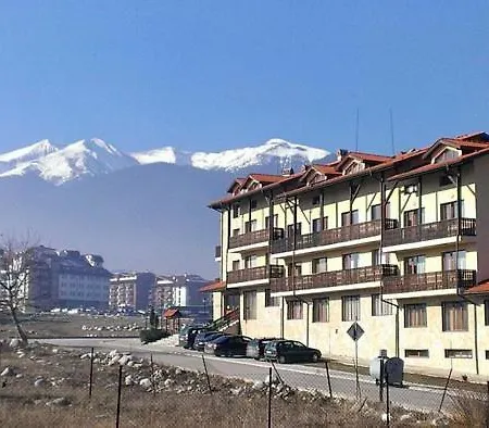 Spacious And Bright With 2 Bedrooms Apartman *